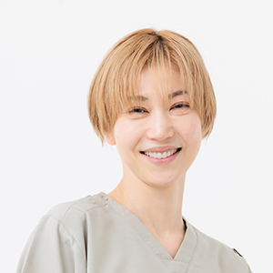 柳本真弓さん