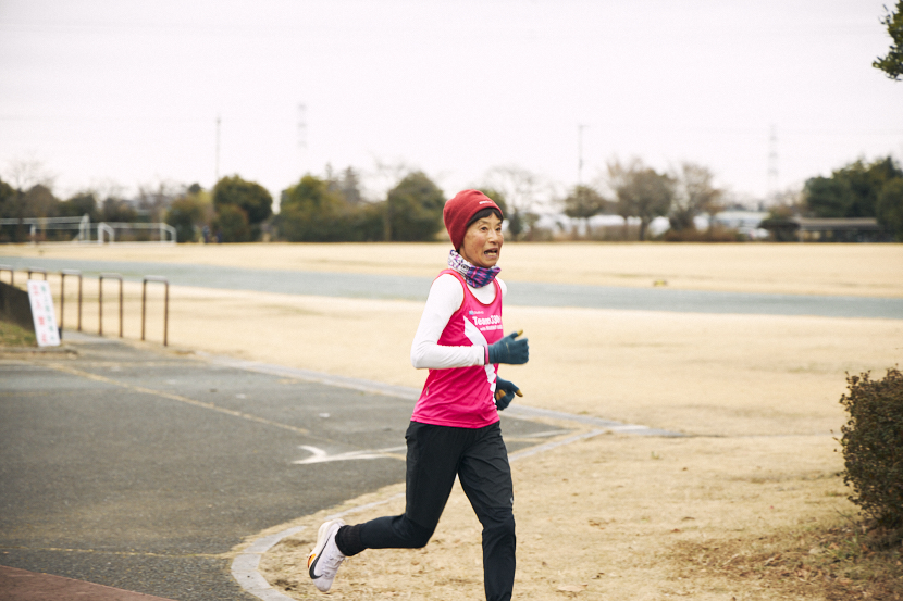 ストイックに走り込む弓削田さん